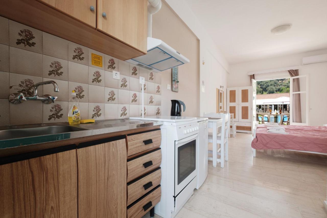 Katsaros Studios & Apartments Sidárion Eksteriør bilde